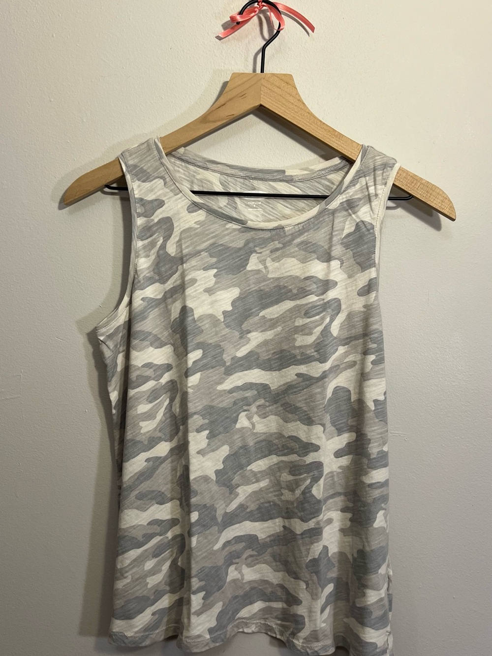 Old Navy Sleeveless Everywear Crew Slub Tank Top Grey Camouflage Small